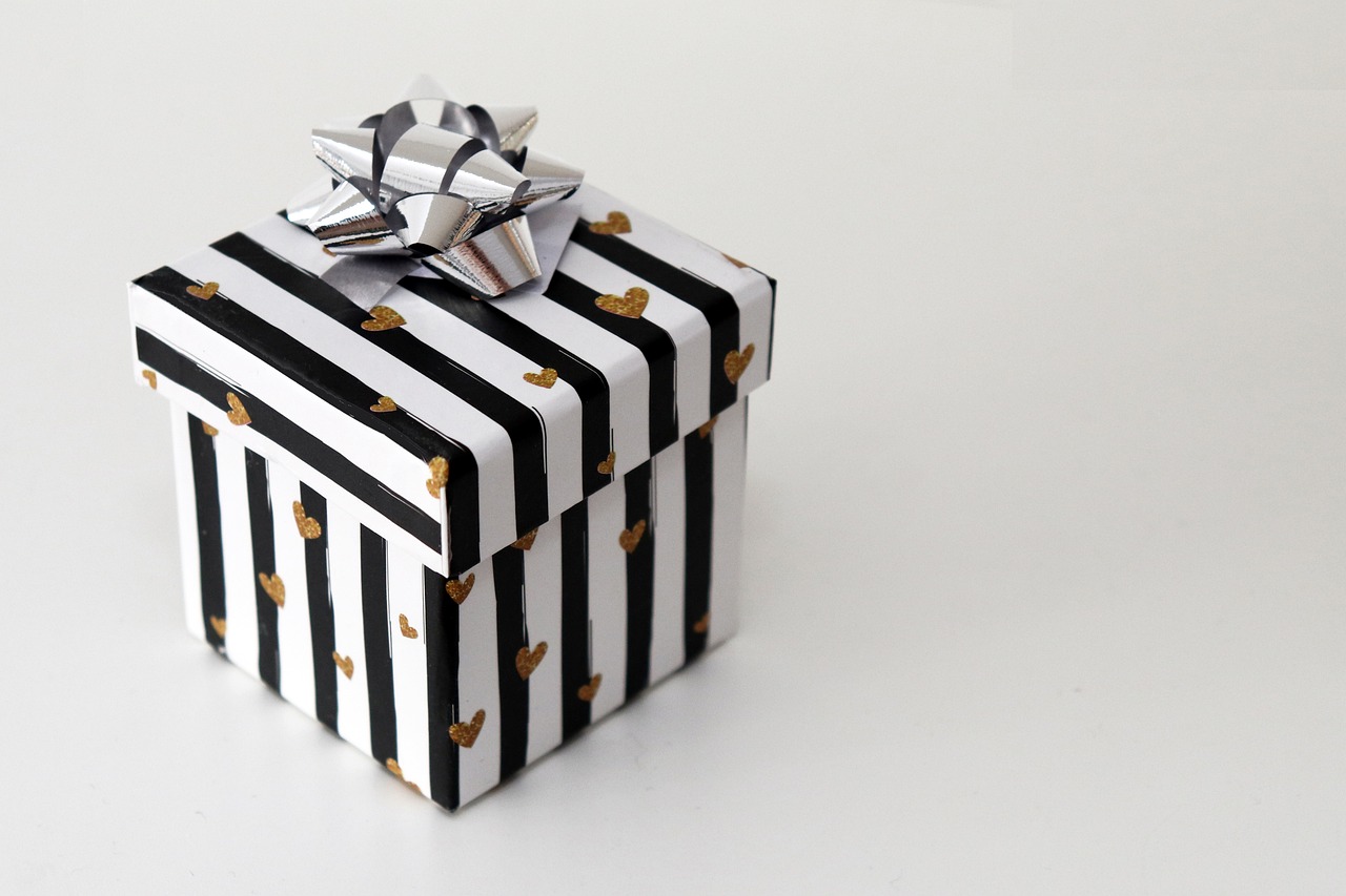 découvrez des idées de cadeaux pour les amateurs de jardinage ! que vous cherchiez des outils pratiques, des accessoires originaux ou des plantes délicates, notre sélection vous aidera à faire plaisir à tous les passionnés de jardin. offrez le cadeau parfait pour cultiver leur amour des jardins.
